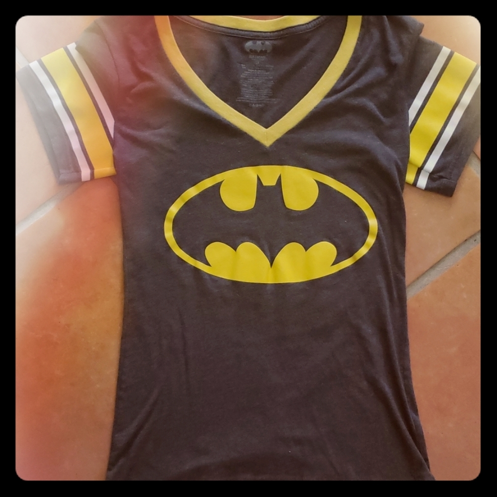 Vneck tshirt